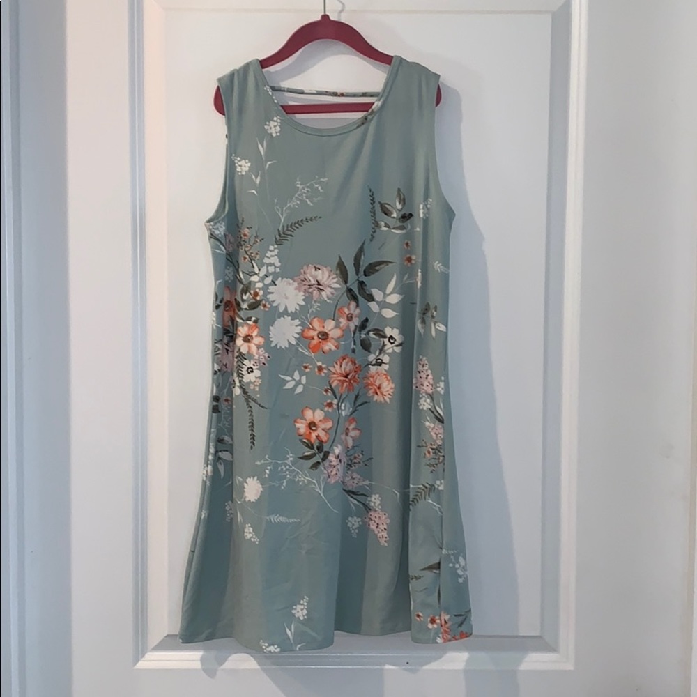 Girls floral dress